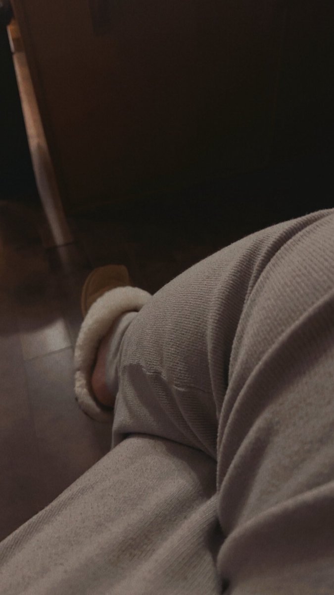 missaprilraine tweet media