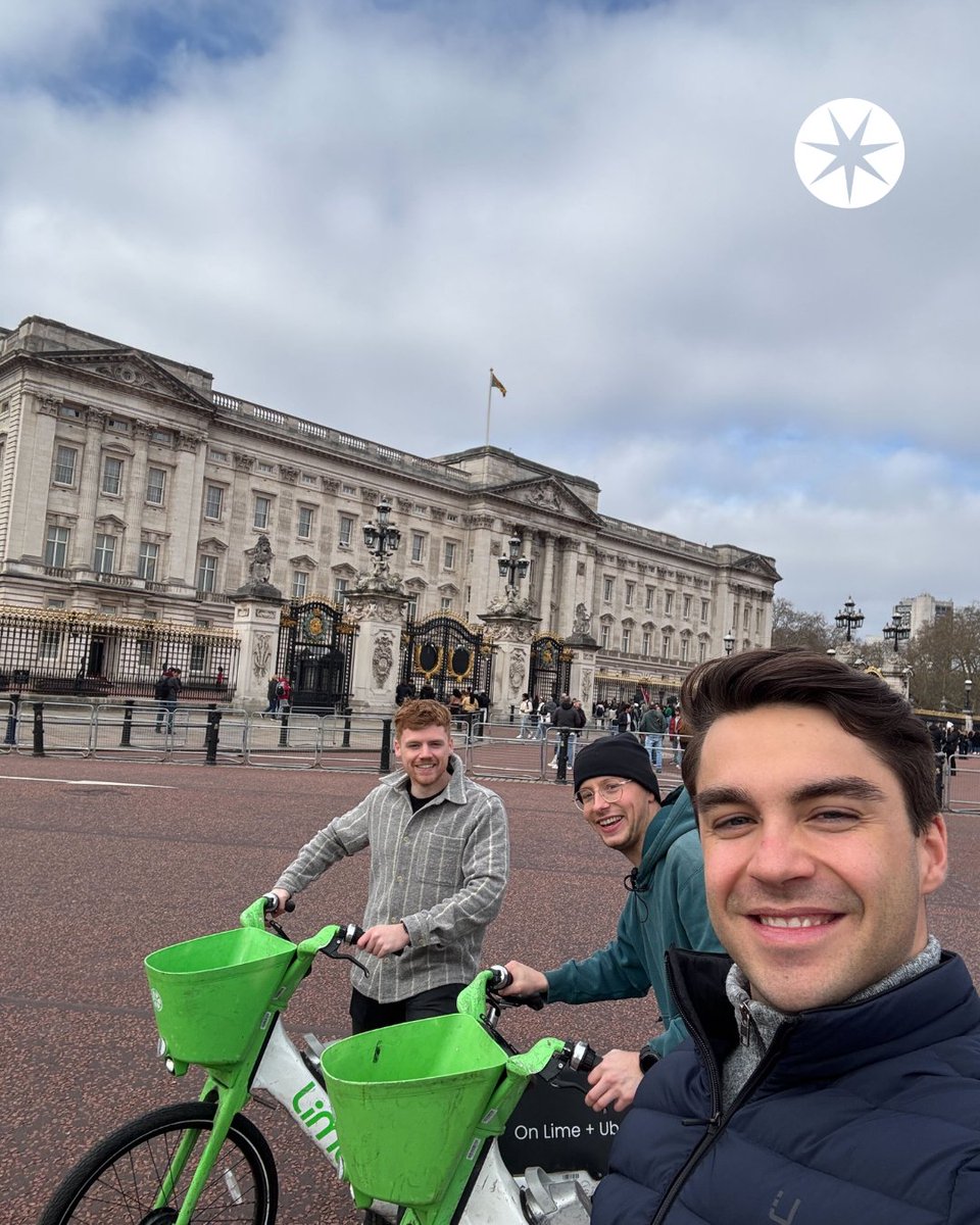 SevenPointsCap's tweet photo. Traders coming together in London, spending time at the office to share ideas, learn from each other and step away from the screens.

Relationships built here go beyond trading.

#ProprietaryTrading #TradingLife #TraderCommunity #TradingMindset https://t.co/PMKRA9biNU