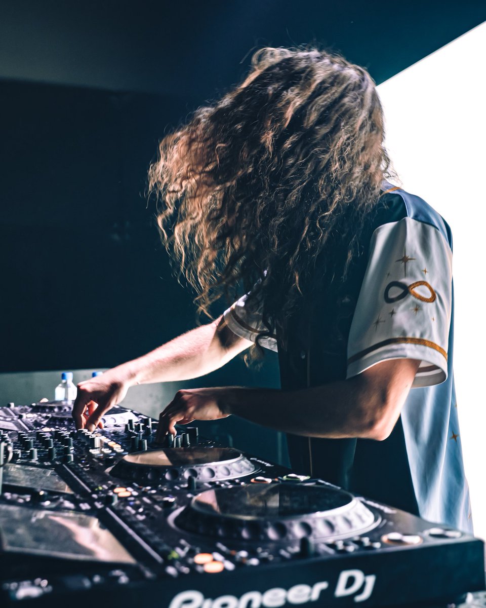 KAIVON 💜 tweet media