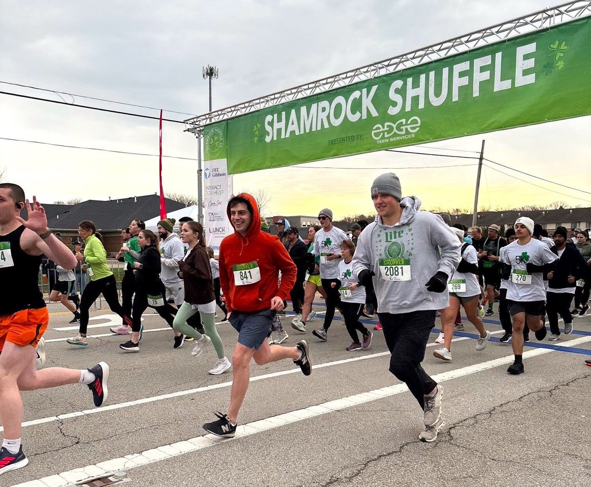 westchestertwp's tweet image. We hope you are having a happy St. Patrick's Day! About 2,000 of you started the celebration early at Saturday's Shamrock Shuffle, which supported the EDGE Teen Center. 

After the race, runners enjoyed many vendors on The Square and a wonderful Block Party!
#WestChesterOh