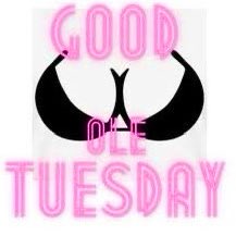 HotLatinaWife's tweet photo. Hey 👋🏾 yall 
It’s Good Ole Tuesday 😁 
&amp; 
Hope everyone have a good day 😘 🤗 
#Selfie #SelfCare #NormalDays #Tuesday https://t.co/nDPAT21zw5