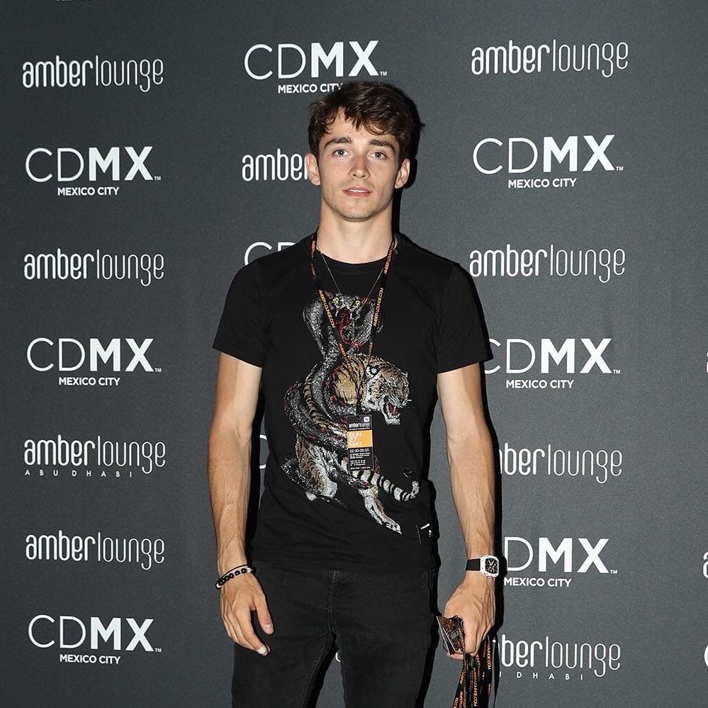 ৎ୭ lili¹⁶ リリ tweet media