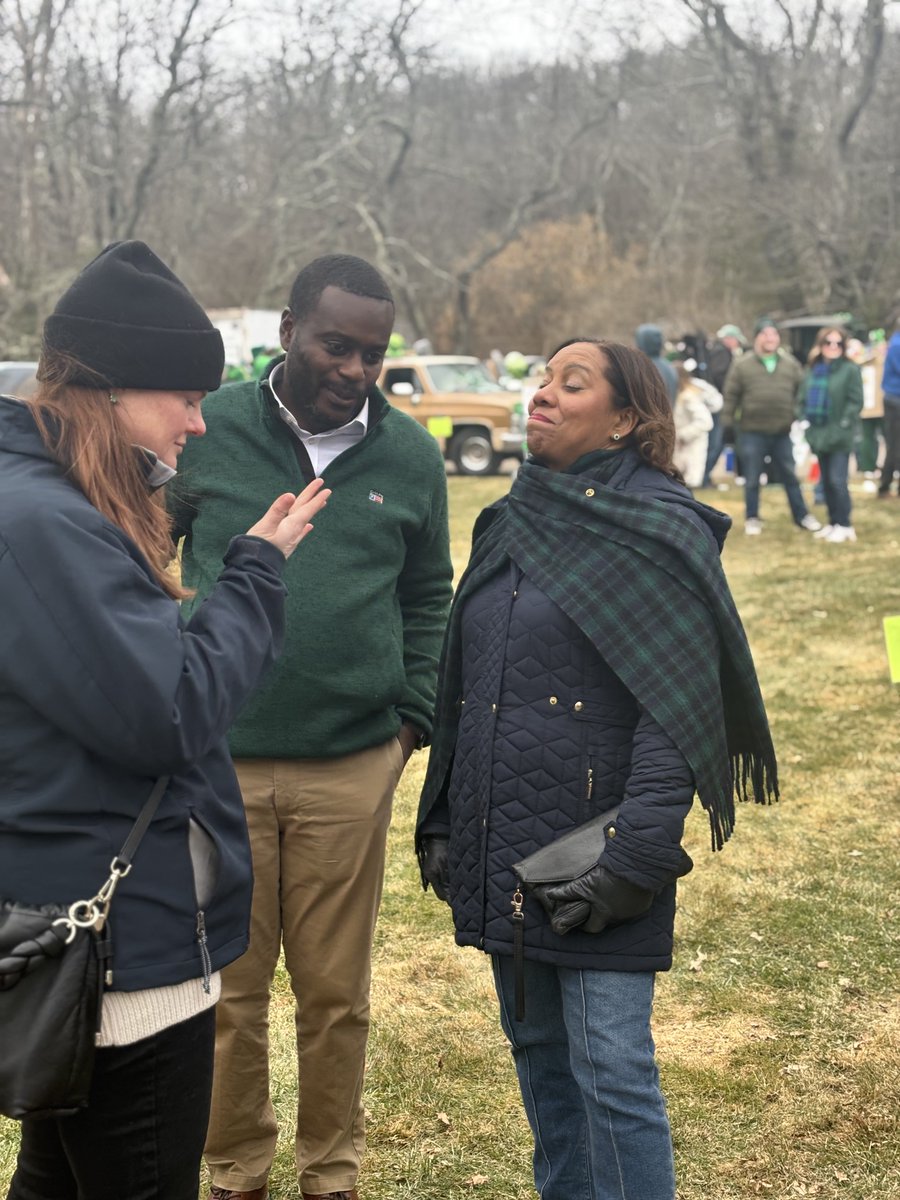 LGSabinaMatos's tweet image. Lastly, we ended our #SaintPatricksDay journey in #LittleComptonRI, with the Patron Saint himself! Rhode Island is home to the world's shortest Saint Patrick's Day parade.

It was a pleasure to join in the fun alongside my colleagues @gregg.amore @repgabeamo @mcgaw4ri