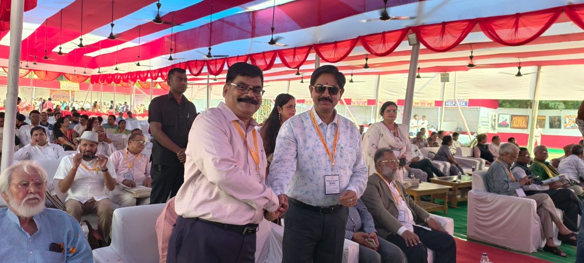 MdMoeezuddin's tweet photo. 🌿 “Returning to one’s university is like returning to a part of oneself that time can never erase.” 🌿
The Patna University Alumni Meet 2026 gave me that beautiful opportunity. https://t.co/xGLDndZBl4