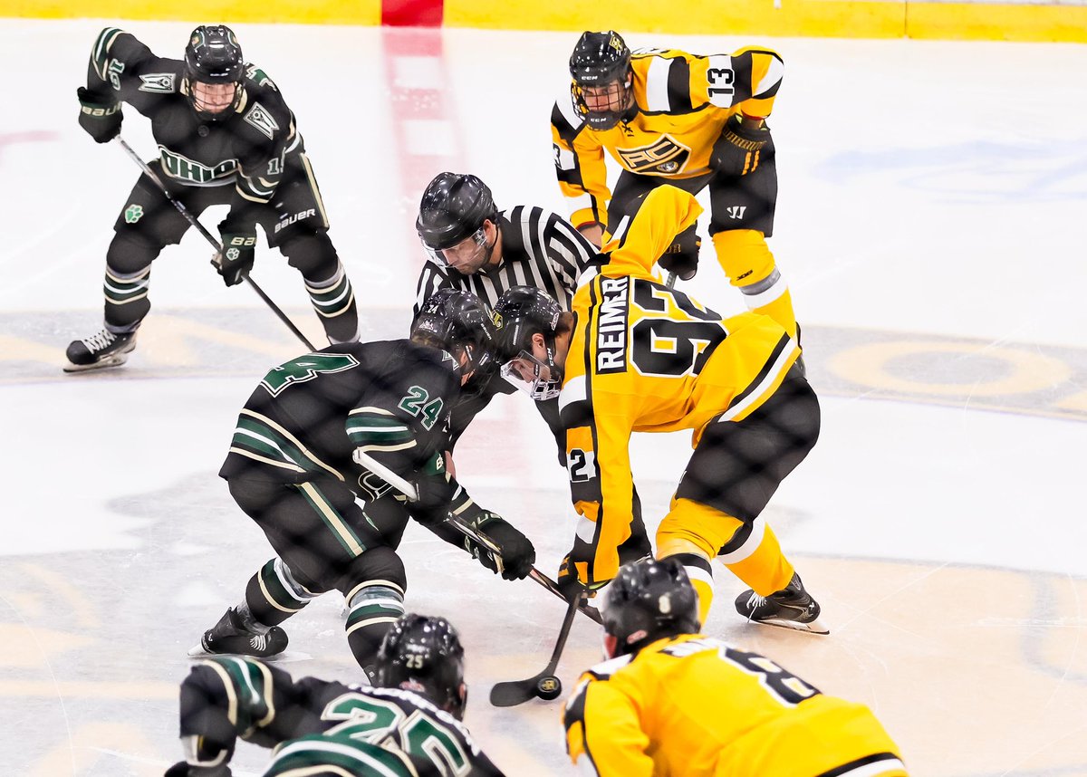 AdrianMD1Hockey's tweet photo. Dawgs vs. Cats, a tale as old as timeβ¦ and for all the marbles ππ€
One more to go, Dawgs Fam!!!! π€π
#CommitToExcellence #W2D https://t.co/zwQRsQvUkC