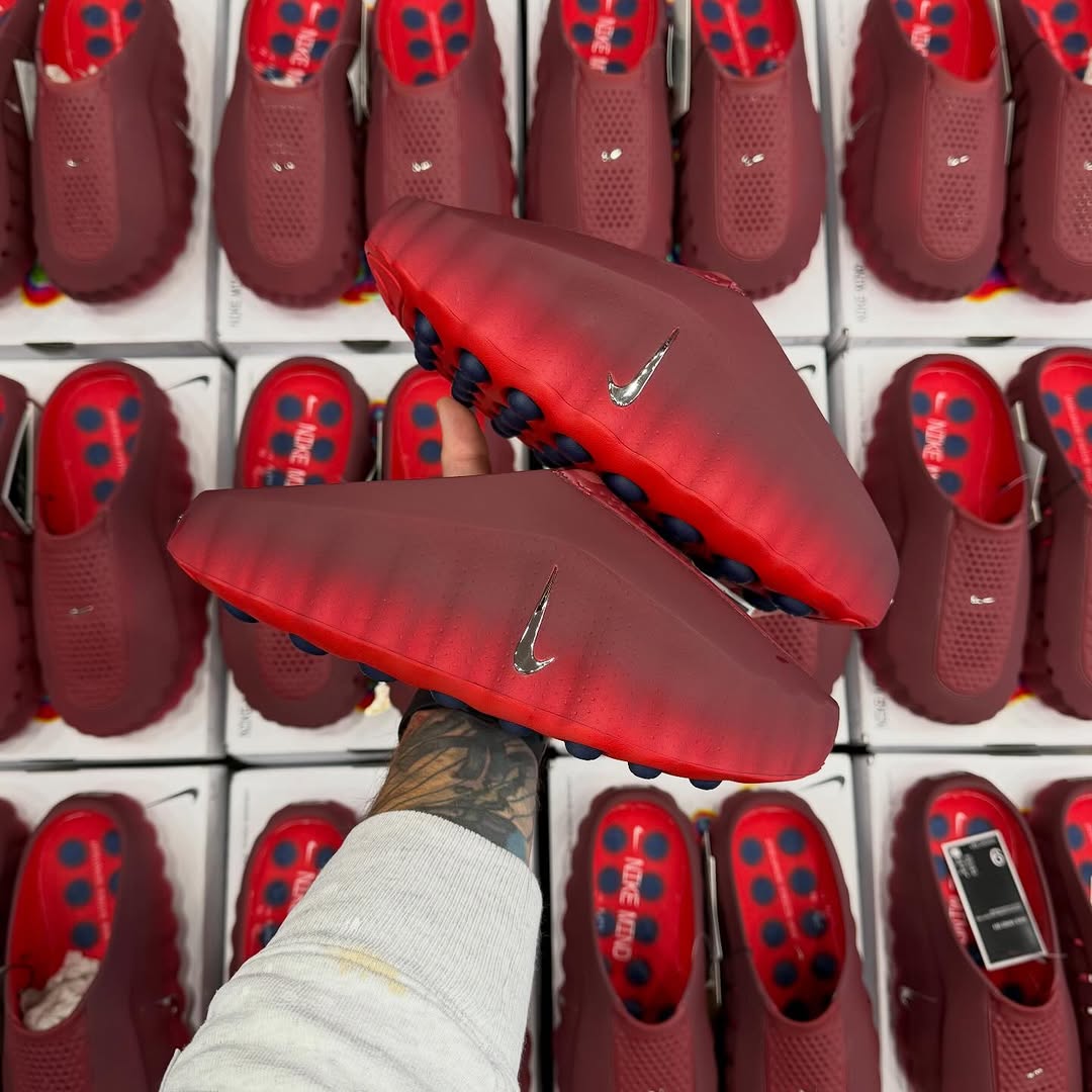 JustFreshKicks tweet media