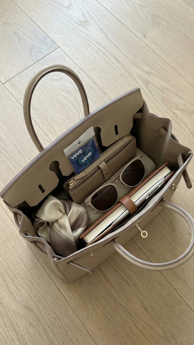 VeVe Preda ⭕💙 tweet media