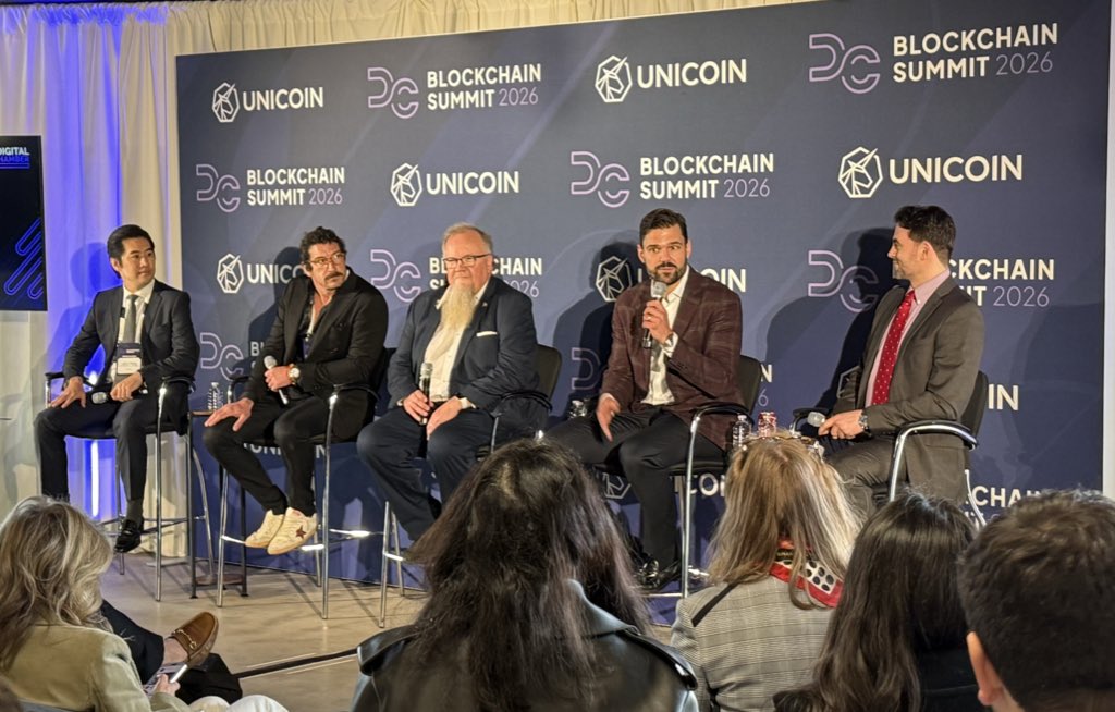 Alex Tapscott tweet media