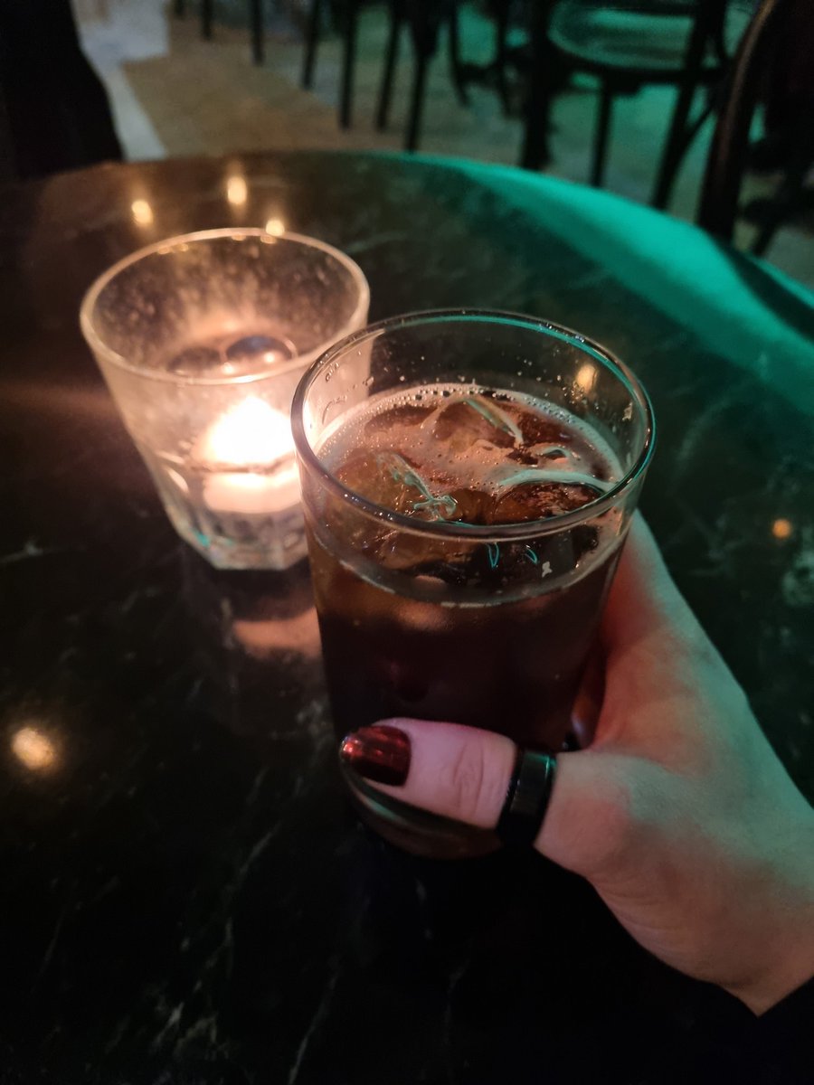 Julia Anne tweet media