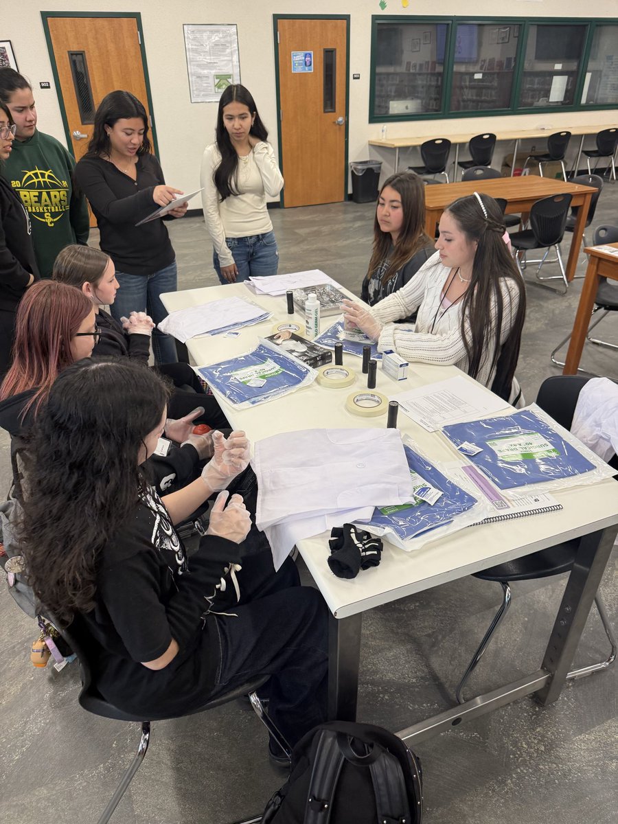 SUMMIT COLLEGIATE HIGH SCHOOL tweet media