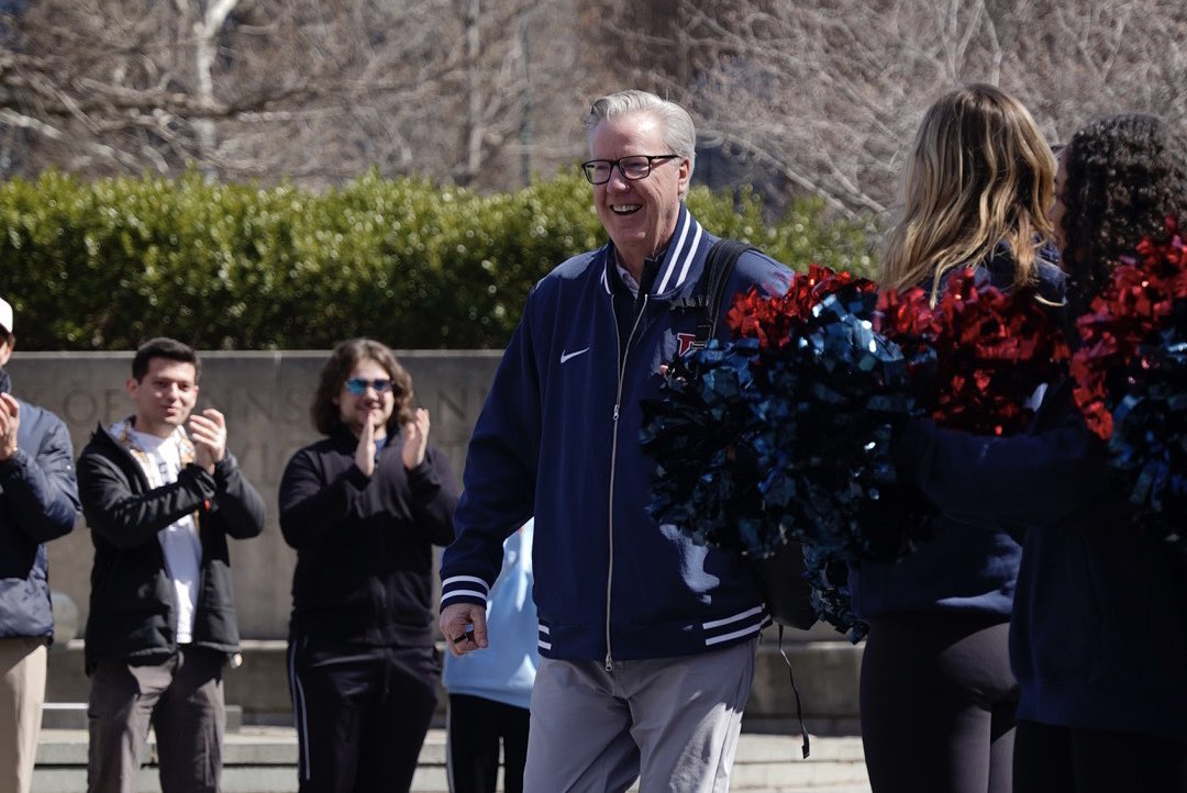 Penn Men's Basketball tweet media