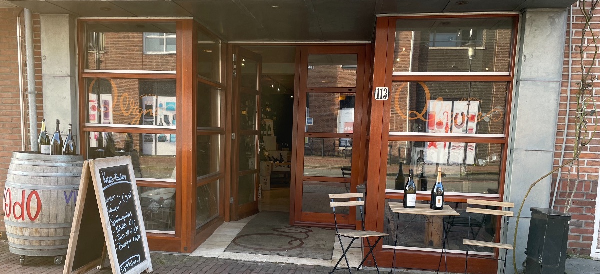 VignesQ's tweet photo. Voorjaarsproeverij zondag 19 april en ¡Viva el vino español! - https://t.co/cxRb6yyIaD https://t.co/xnvOyWo31F