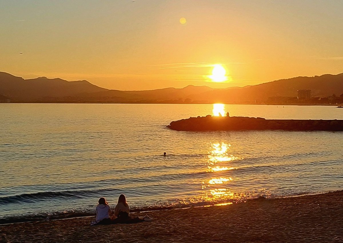 vanessavalence1's tweet image. #sunsetlovers #sunset 
#Cannes