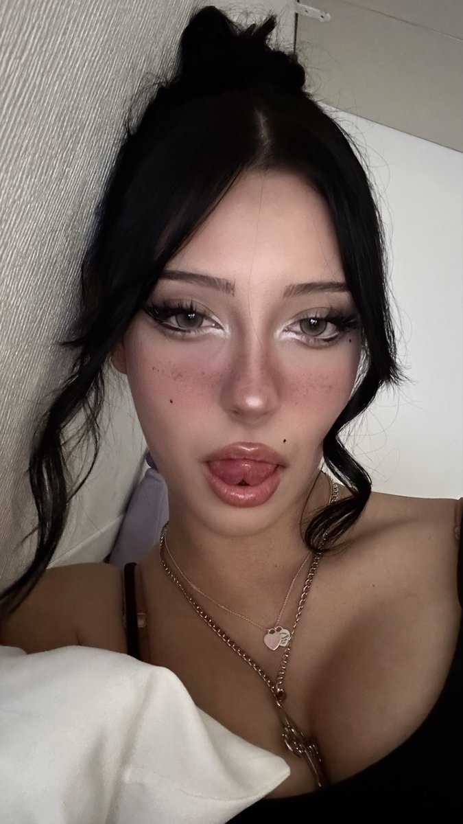 •ू♡ tweet media