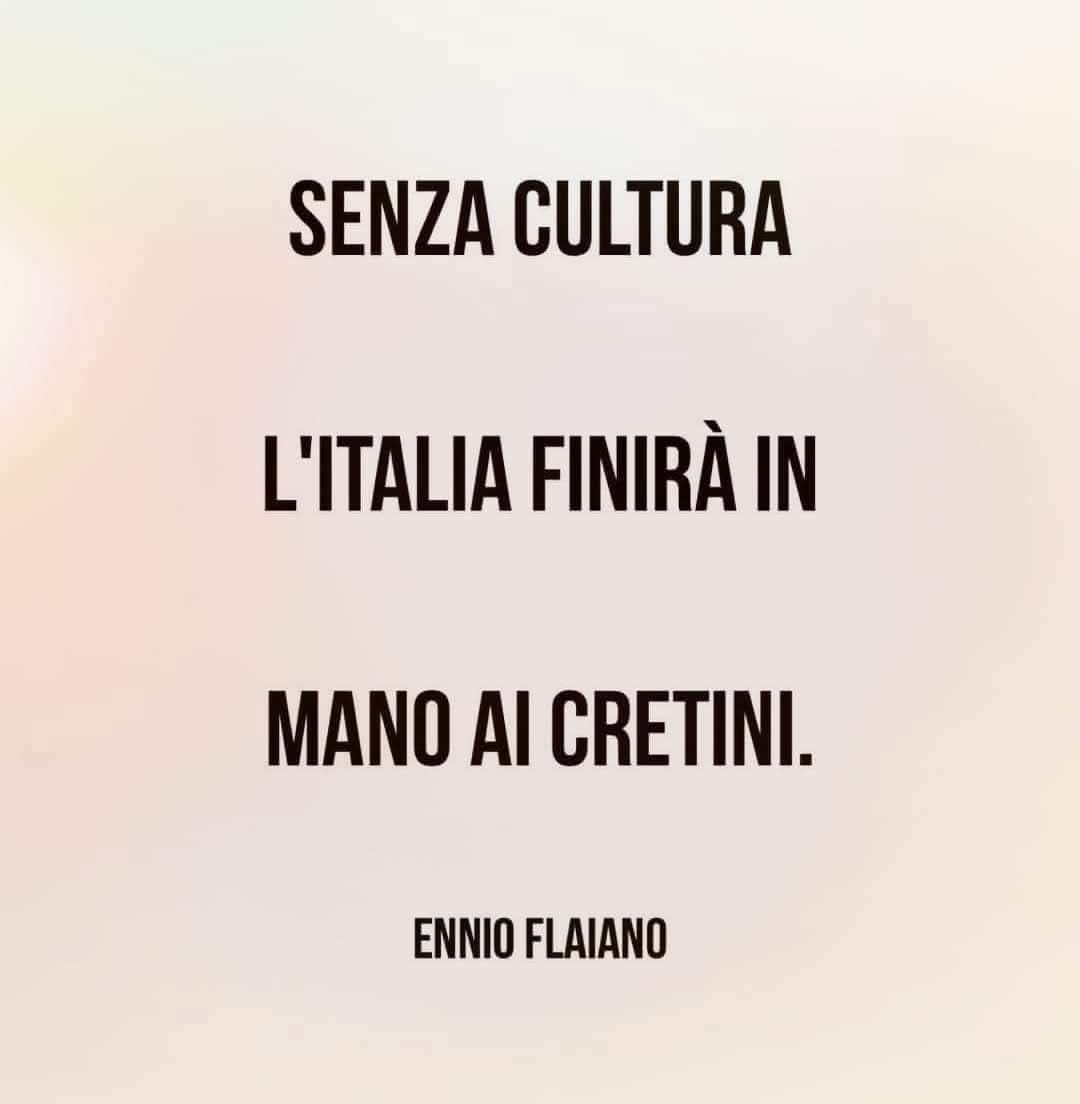 La prima manina tweet media