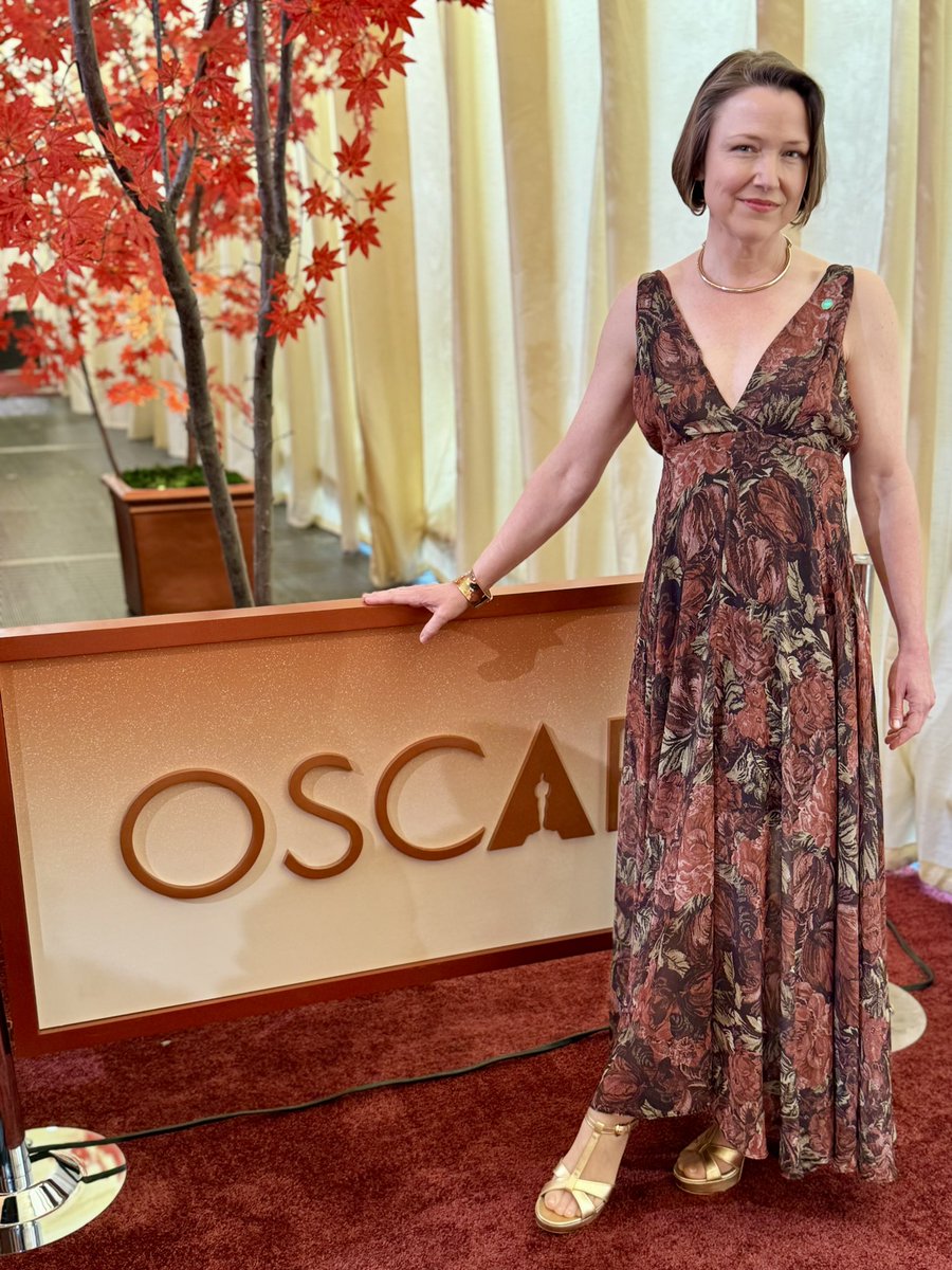 debbiecampbell's tweet photo. All the Empty Rooms has won the Academy Award® for Best Documentary Short Film.

The empty rooms in our film belonged to four young children. All of them were killed in school shootings. It was an honor to have their parents with us at the awards.

Streaming now on @netflix https://t.co/rckUkza4E5