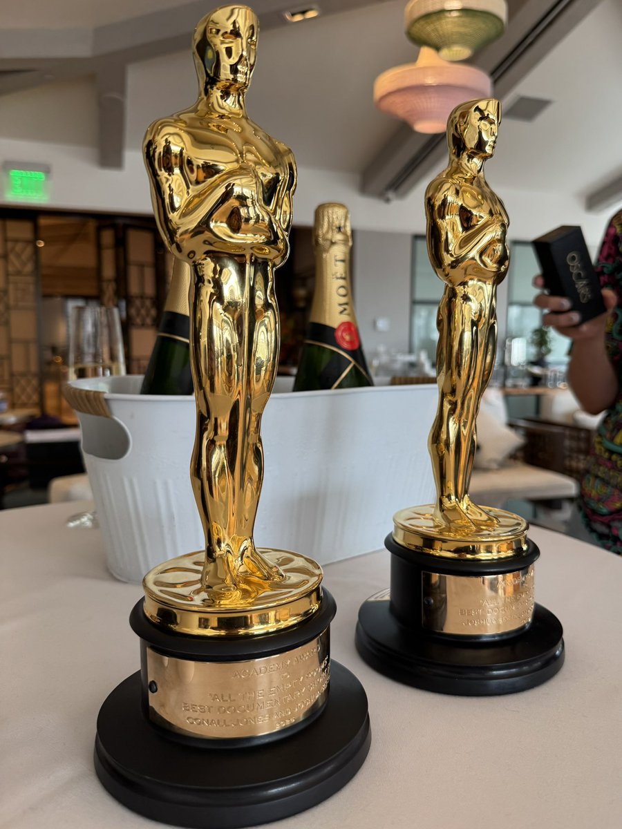 debbiecampbell's tweet photo. All the Empty Rooms has won the Academy Award® for Best Documentary Short Film.

The empty rooms in our film belonged to four young children. All of them were killed in school shootings. It was an honor to have their parents with us at the awards.

Streaming now on @netflix https://t.co/rckUkza4E5