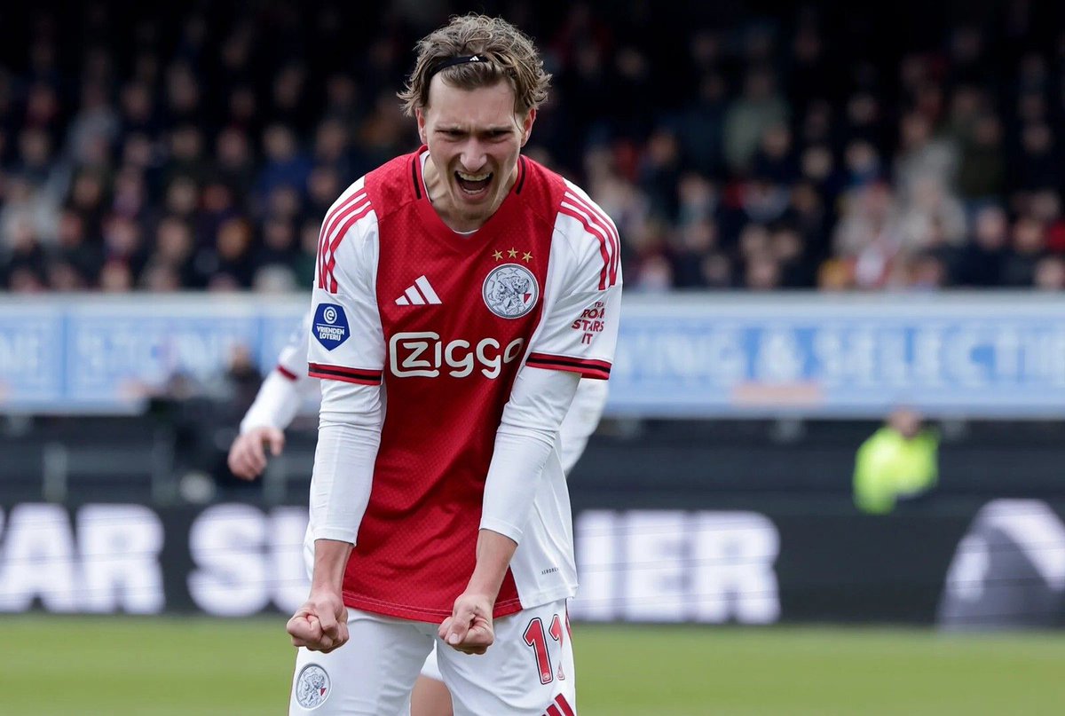 SimplyUtd tweet media