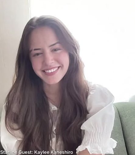 kayleethinker's tweet photo. the prettiest smile ever <333 https://t.co/sV91ZaqStH