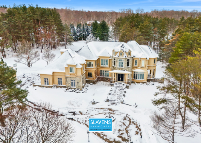SlavensFreeman's tweet photo. Welcome to this rare offering combining over 8500 sq ft of total living space.

8 Elia Dr | $3,300,000

From Richard Sherman, Broker &amp; Mathew Sherman, Broker

Check out our website for more information.

#StartPacking

#ForSale #Stouffville #Prestigious #SlavensRealEstate https://t.co/J60v30BMCl