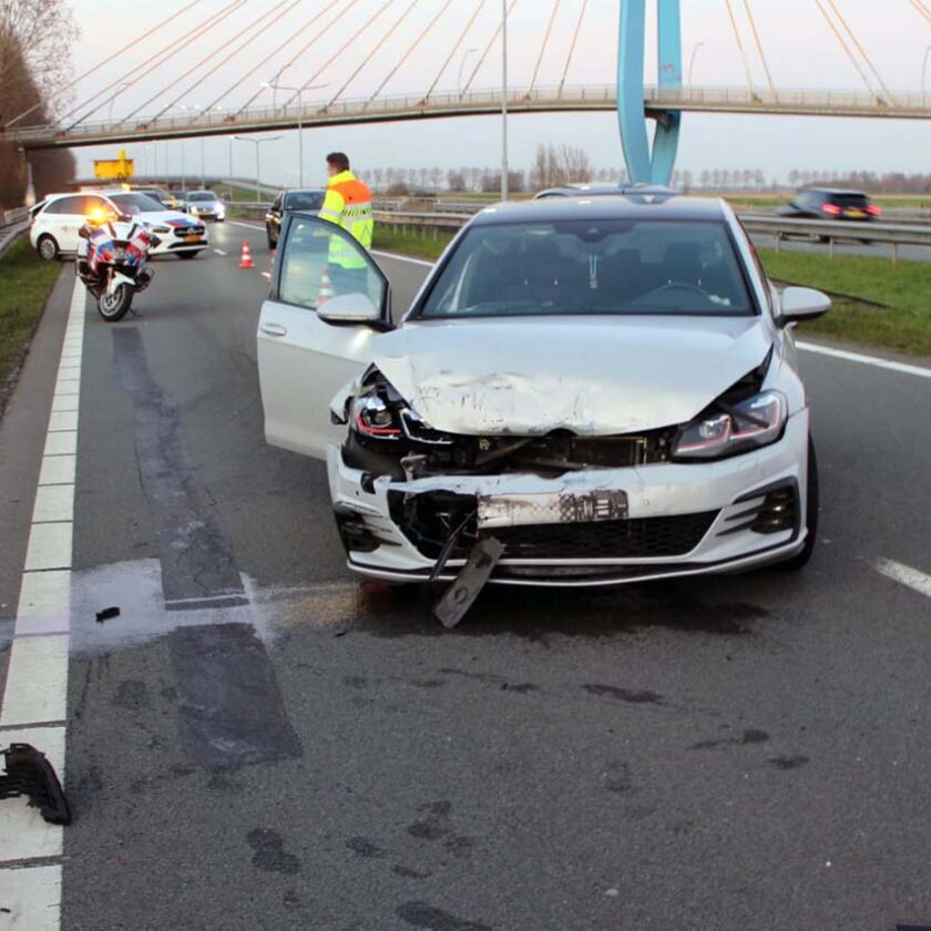 Flinke schade na ongeval op N205