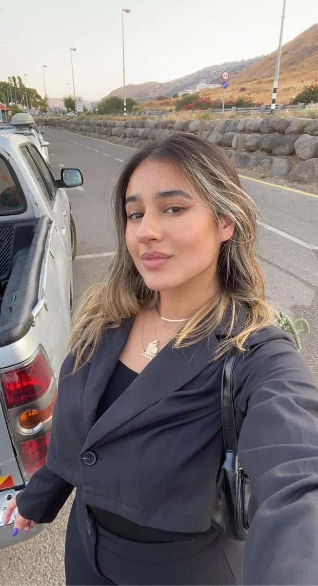 Maryam Khan tweet media