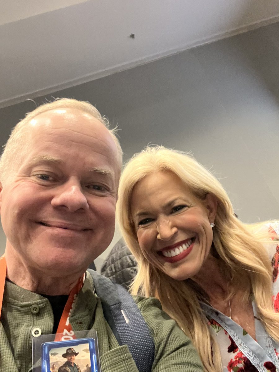 Had to grab a photo with @dawndolife after the Pharma vs. Supplements panel at #SXSW. Integrative oncologist, lifestyle medicine specialist, cancer survivor, heart transplant recipient — and then ran a marathon a year later. 🤯
Her message stuck with me: there’s no magic bullet.