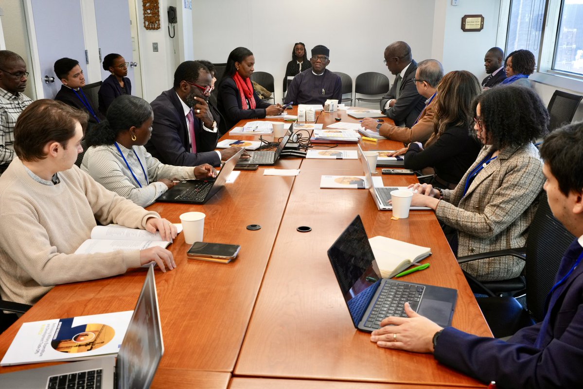 UNDPAfrica's tweet image. 📣 #OutNow

New @UNDP Report “Beyond the Numbers -Rethinking Military Expenditure &amp;amp; Development Trade-Offs”

Launched in #NewYork today, the study looks at how smart investments in development can reinforce security &amp;amp; vice versa

➡️Find out more: go.undp.org/SSC