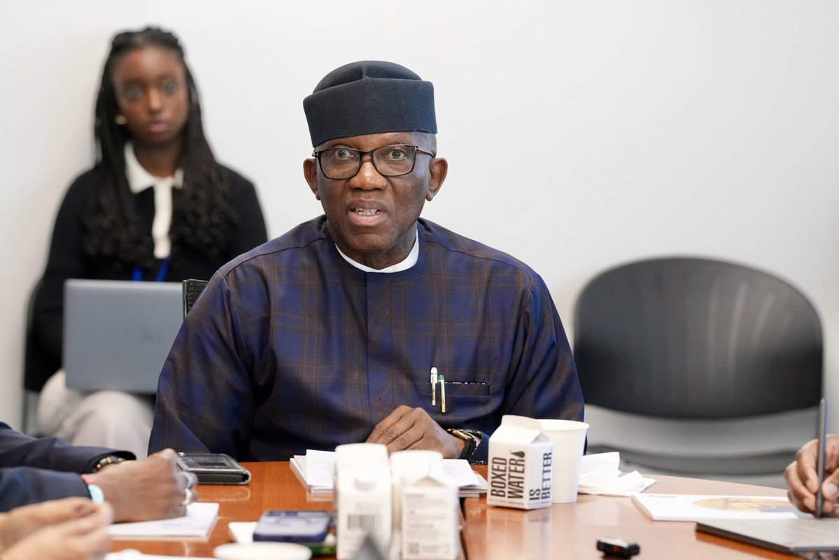 UNDPAfrica's tweet image. 📣 #OutNow

New @UNDP Report “Beyond the Numbers -Rethinking Military Expenditure &amp;amp; Development Trade-Offs”

Launched in #NewYork today, the study looks at how smart investments in development can reinforce security &amp;amp; vice versa

➡️Find out more: go.undp.org/SSC