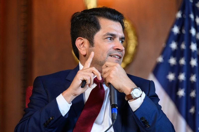 Congressional Dads Caucus tweet media