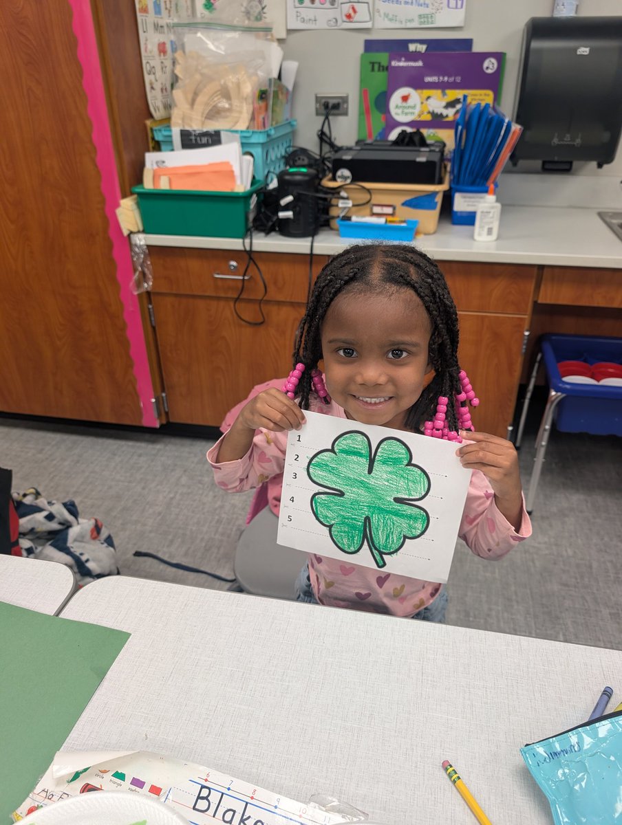 LaToya Booker, M.Ed. 💕 📝🐾 tweet media