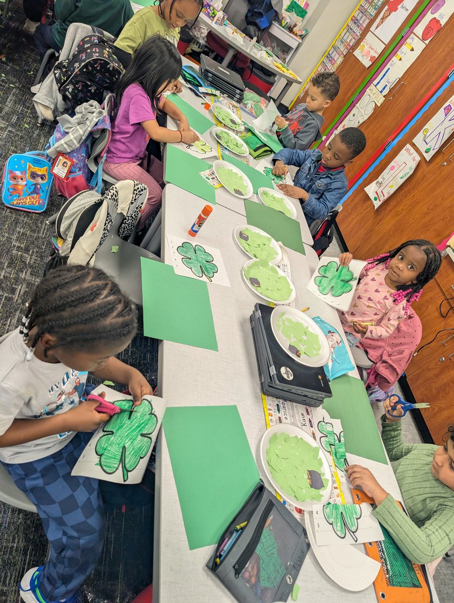 LaToya Booker, M.Ed. 💕 📝🐾 tweet media