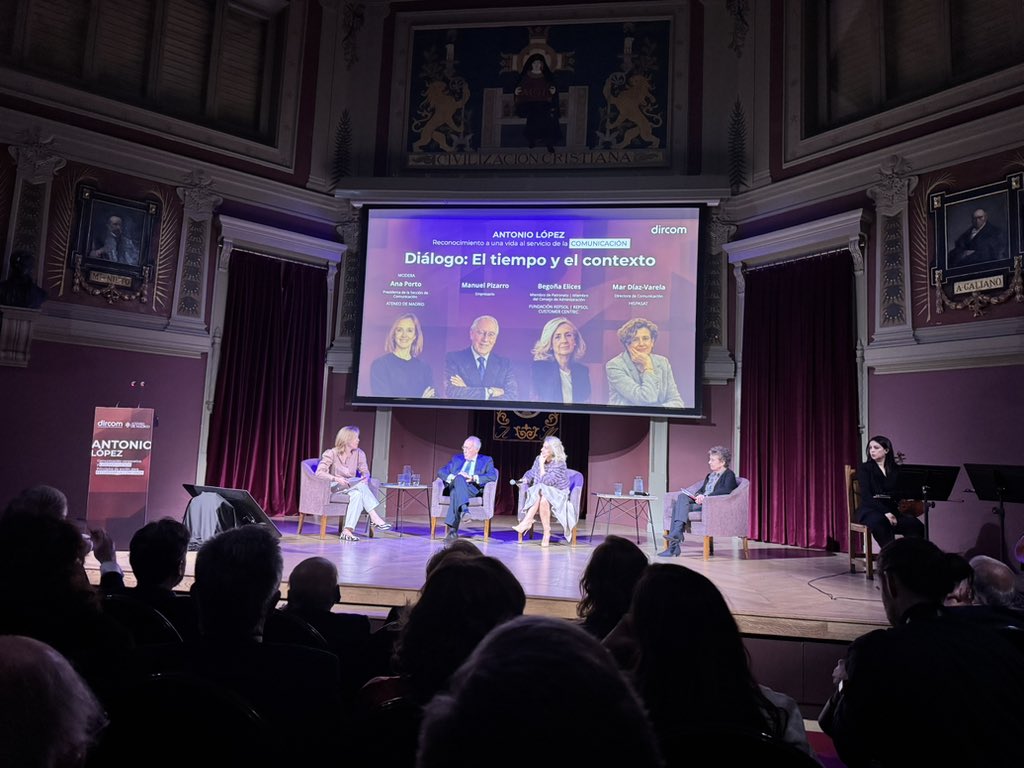 epcomunicacion's tweet photo. @dircom rinde homenaje a #AntonioLópez 🗣️en  @ateneodemadrid reconociendo toda una vida dedicada a impulsar la comunicación 🗣️corporativa en  🇪🇸El acto incluye la presentación de su libro Comunicación corporativa y liderazgo ético.  #DirCom https://t.co/3jDwRK3ArC