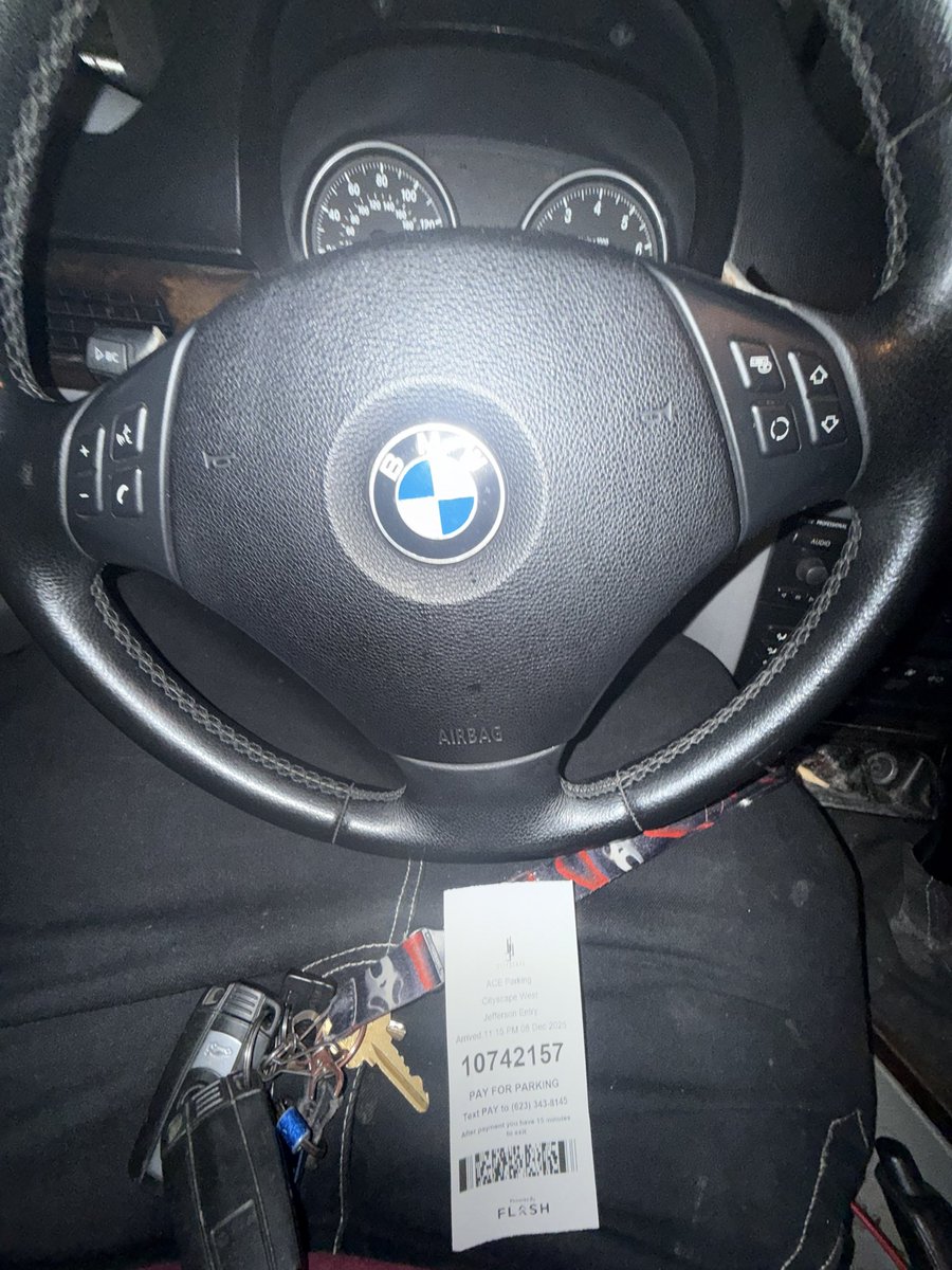 carvingmyself's tweet photo. i own a trackhawk and a Beamer paid off, made almost 100k in 2025 at the age of 21 https://t.co/UbNe0woVh7
