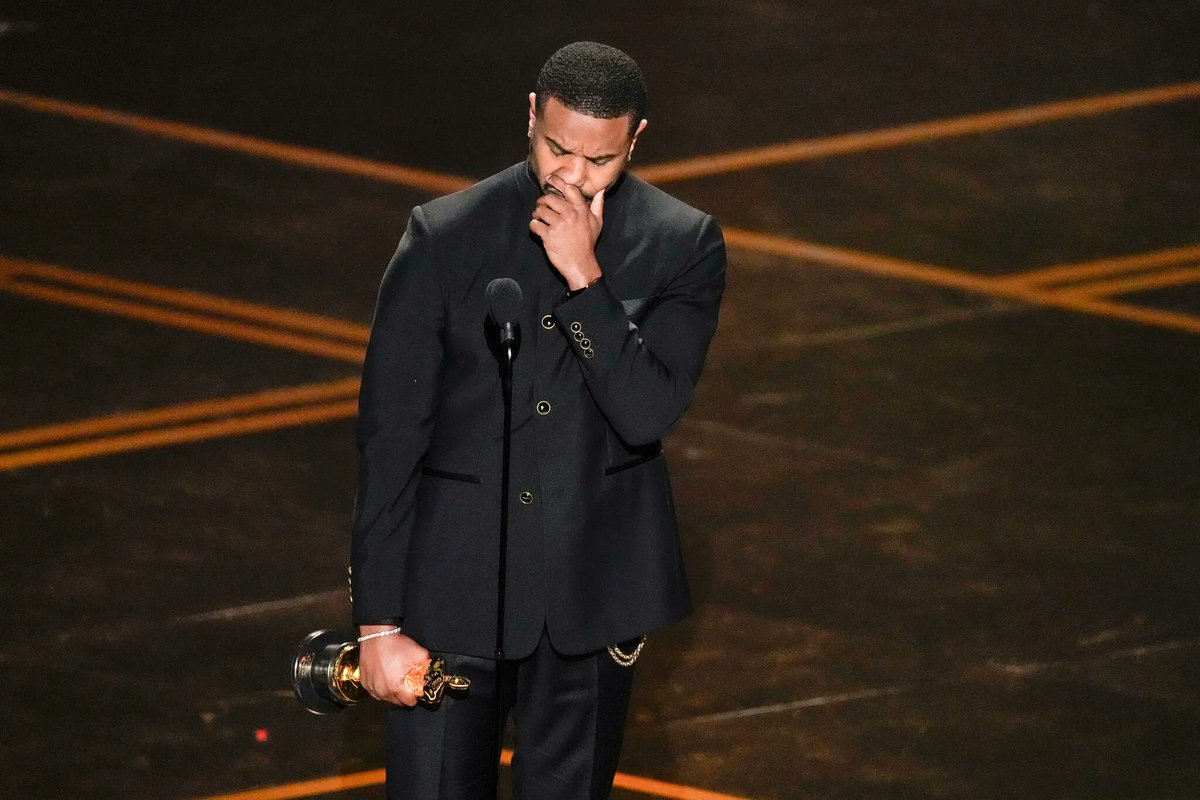 Anna Stout tweet media