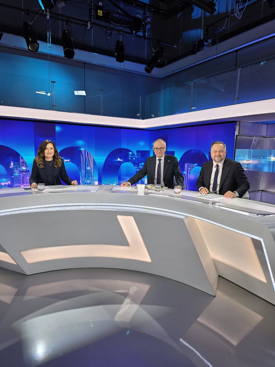 Agnieszka Gozdyra tweet media