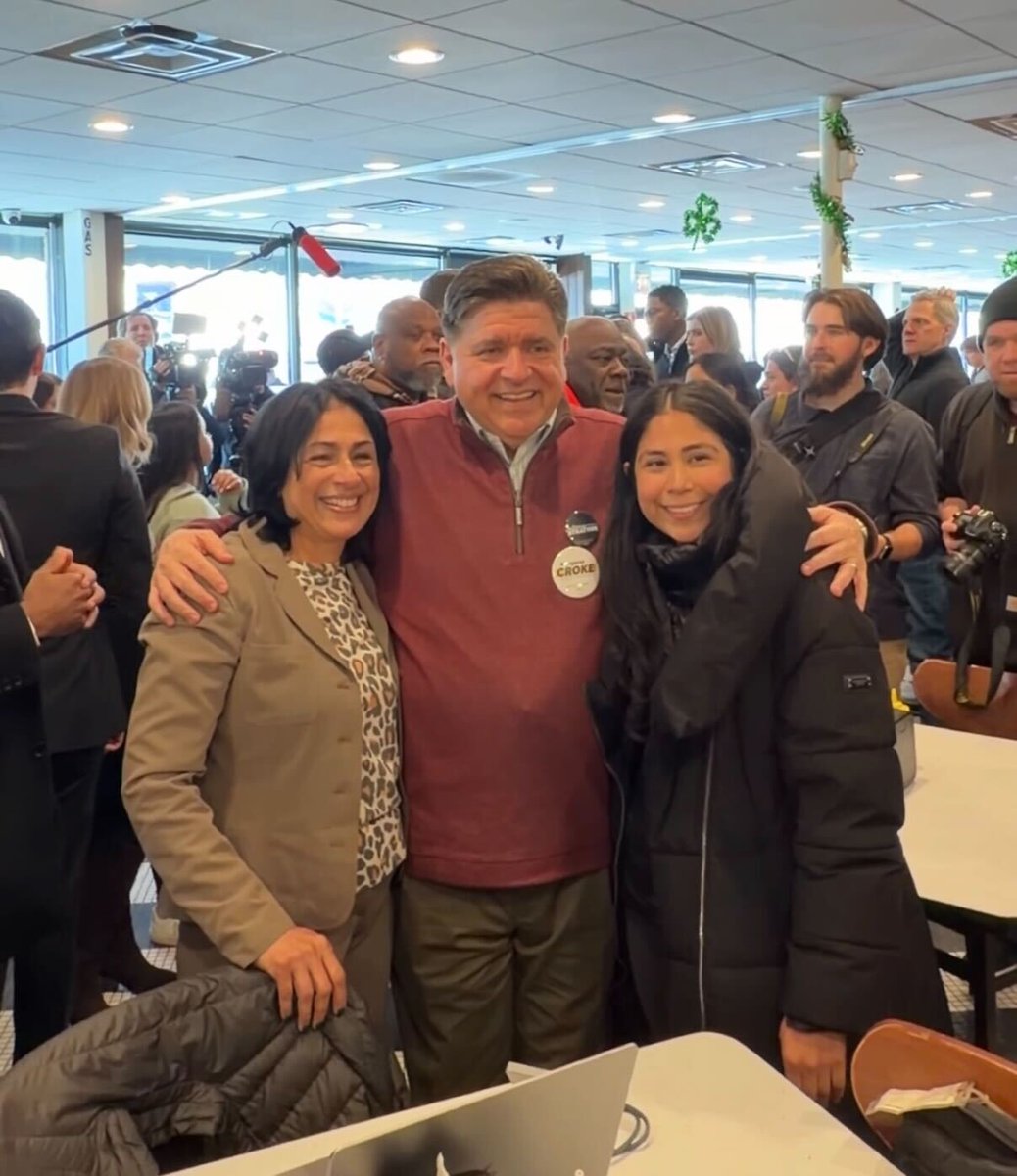 Lisa Hernandez tweet media