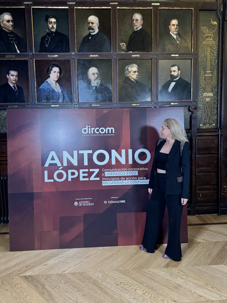 epcomunicacion's tweet photo. @DircomSpain rinde homenaje a #AntonioLópez 🗣️en  @ateneodemadrid reconociendo toda una vida dedicada a impulsar la comunicación 🗣️corporativa en  🇪🇸El acto incluye la presentación de su libro Comunicación corporativa y liderazgo ético.  #DirCom https://t.co/CCtspqygkr