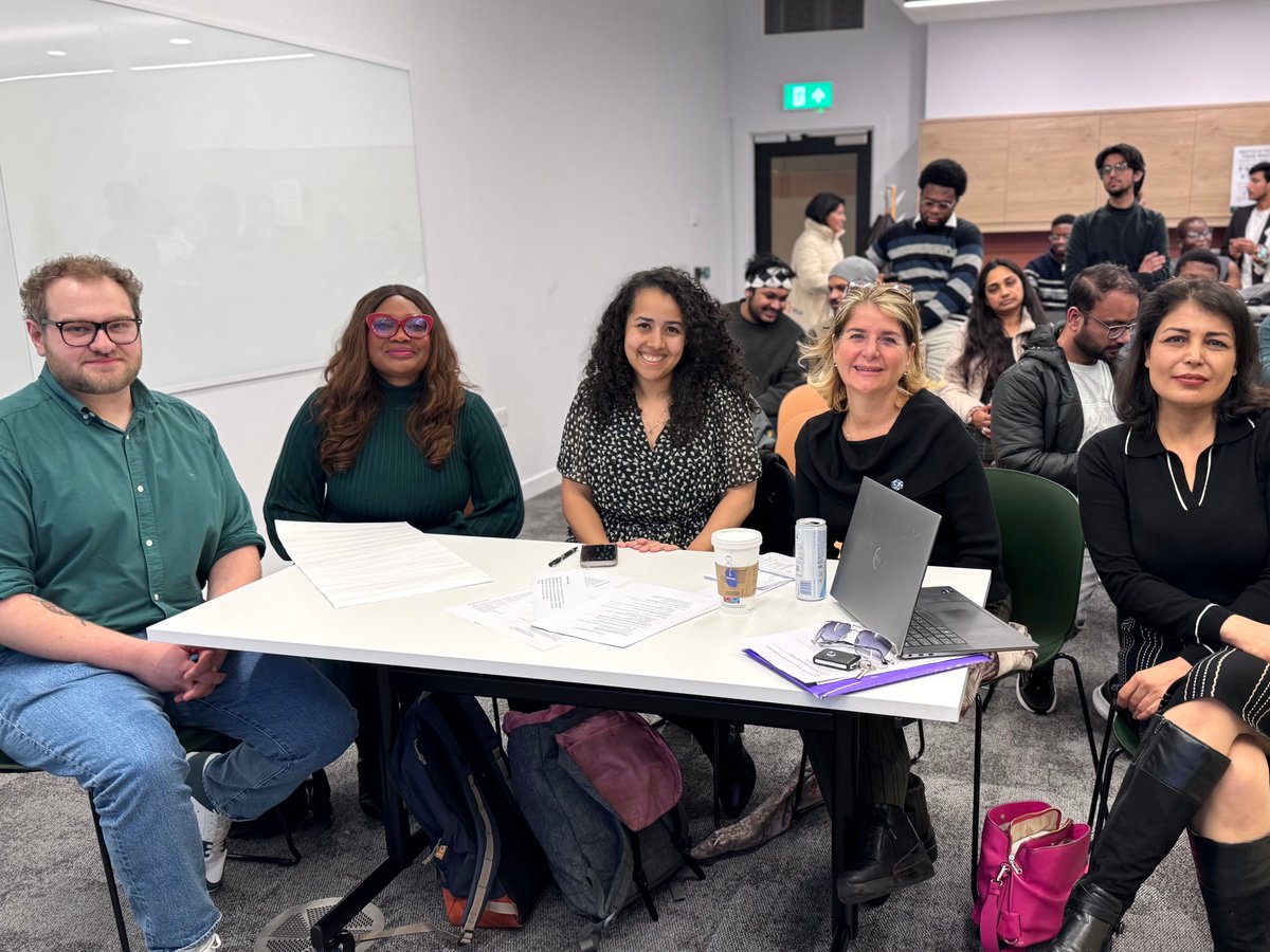 Royal Docks School of Business and Law at UEL tweet media