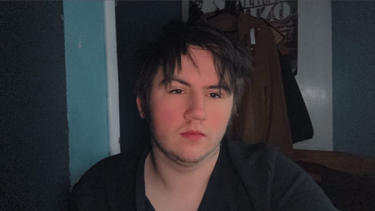 𝑨𝒑𝒐𝒍𝒍𝒐 || Witch Mike Wheeler’s version 🔮 || tweet media