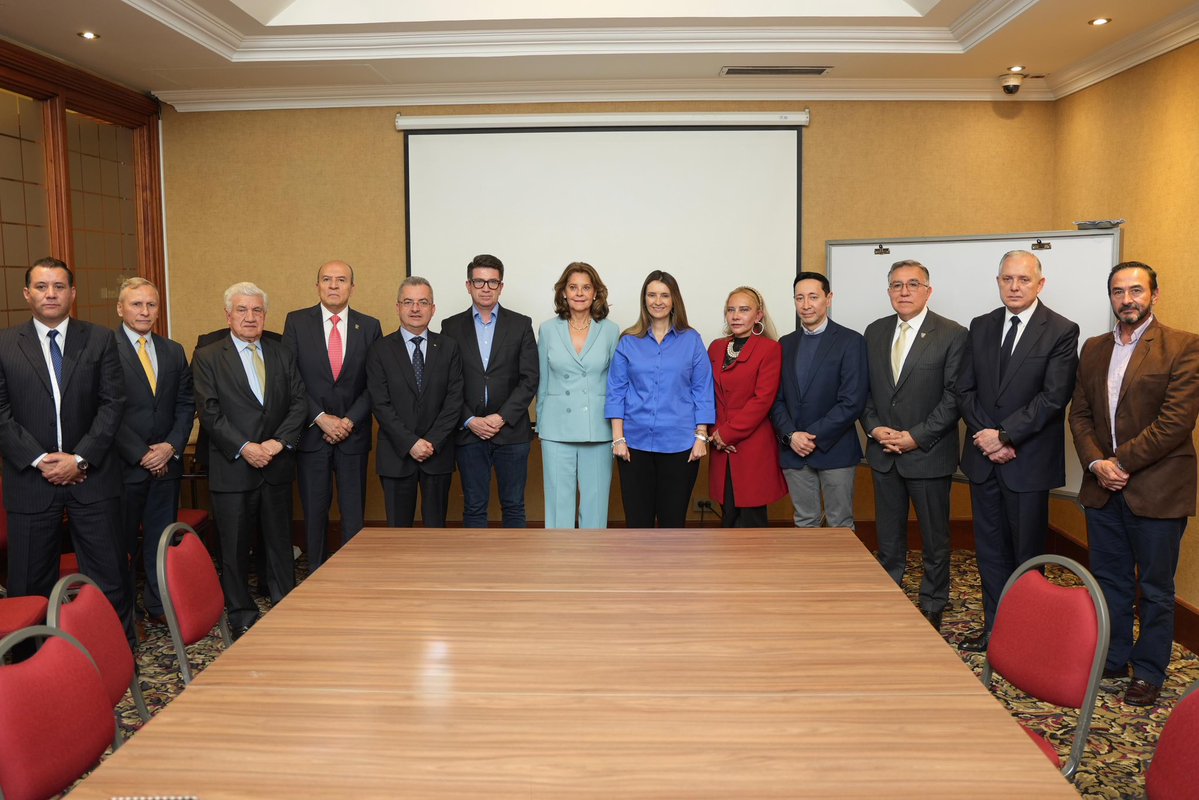 Paloma Valencia L tweet media