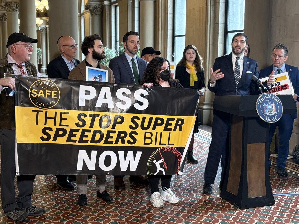 Emily Gallagher tweet media