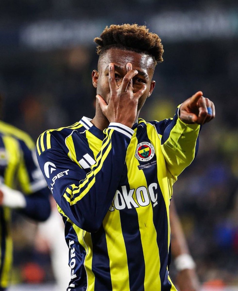 Asensio'dan sonra aldığı süreye göre en yüksek hücum katkısı veren oyuncu:

🧿 Dorgeles Nene