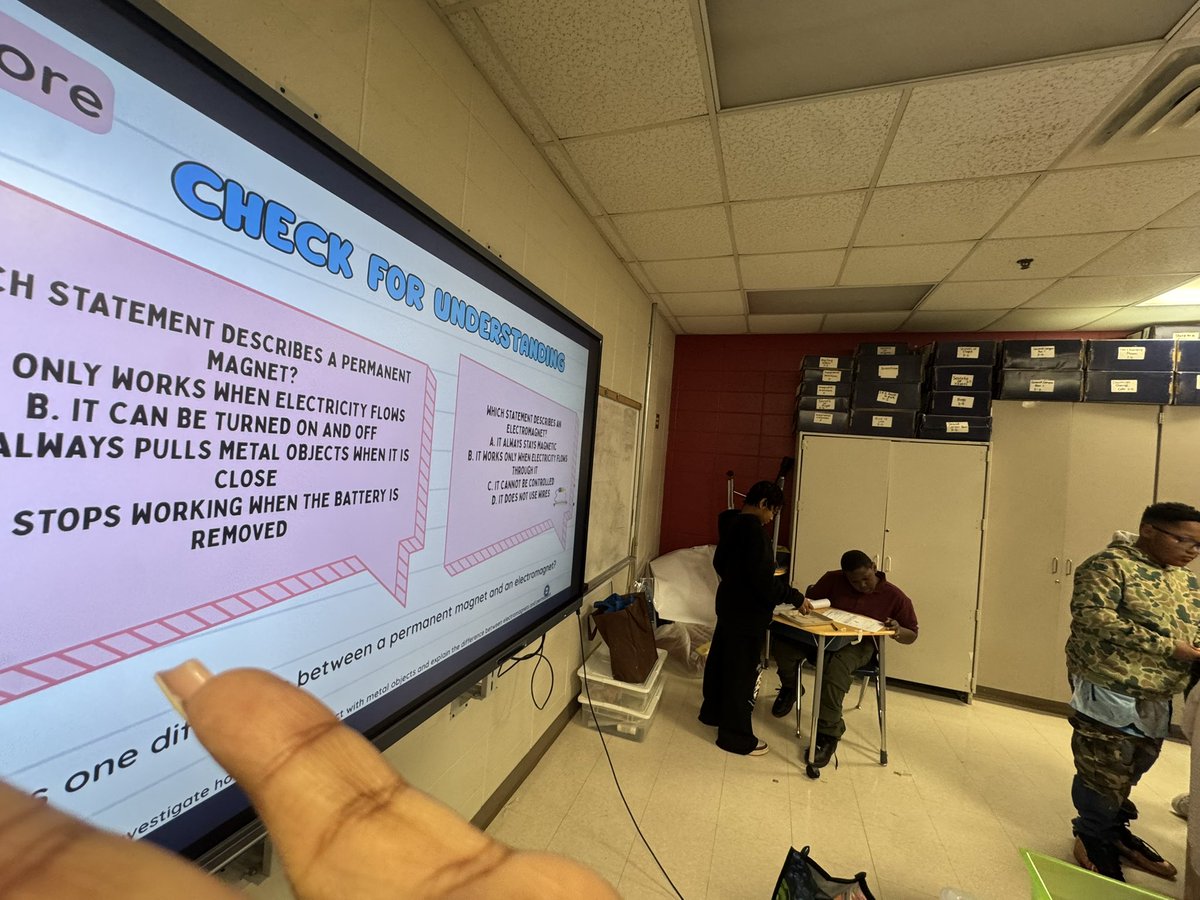 Ms. Bervine ✨ tweet media