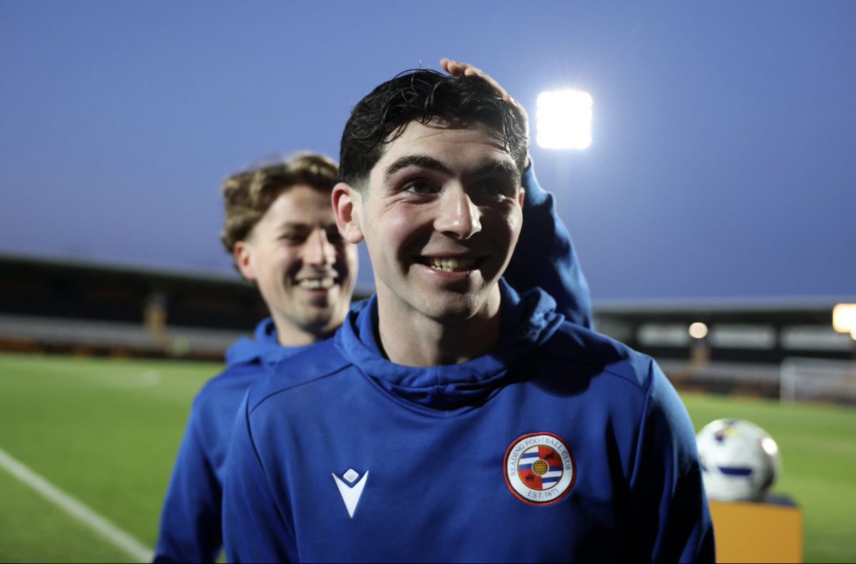 Reading FC tweet media