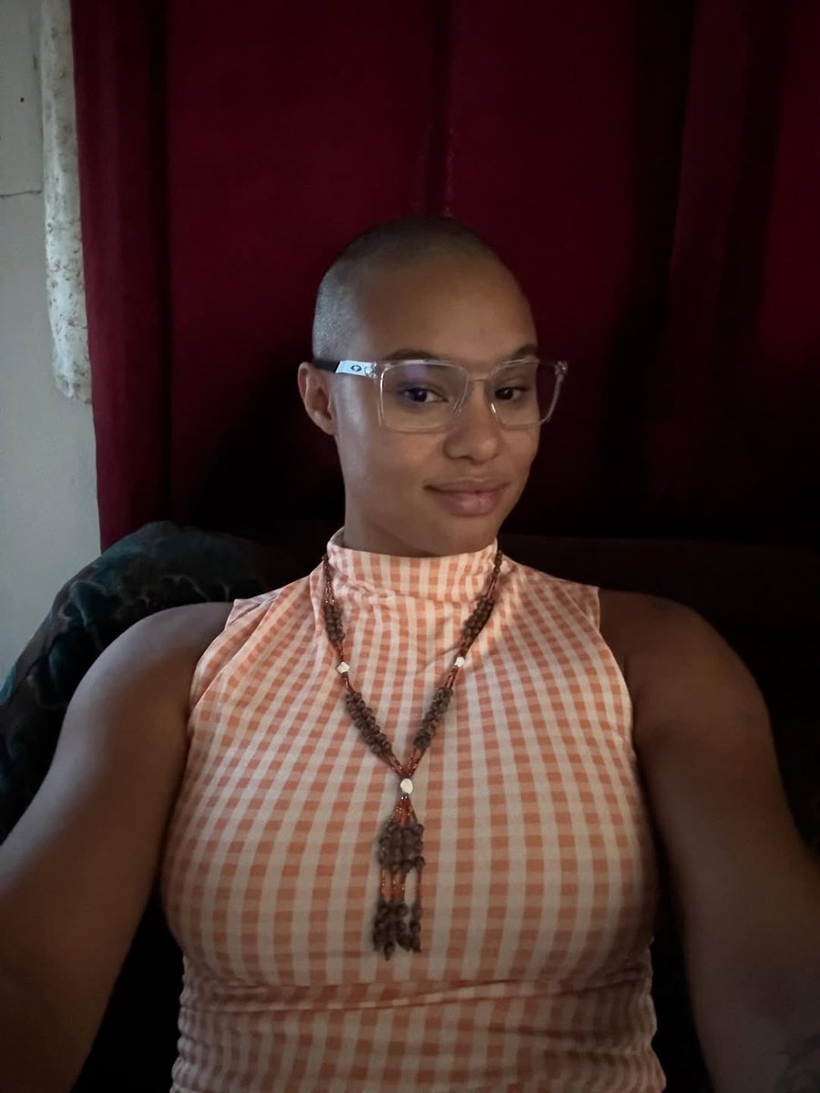 AthleteVanity's tweet photo. Hair is personal. Losing it is even more personal.

Satou Sabally shaved her head to bring visibility to alopecia — a condition that affects roughly 2% of the global population. That’s over 160 million people who will deal with this at some point in their lives. 

Alopecia doesn’t just take hair. Research shows those diagnosed face a 30-38% higher risk of anxiety, and are 82% more likely to experience unemployment. 40% of women with alopecia say it’s affected their marriage. This is a condition that reshapes identity, confidence and it’s barely talked about.

For a lot of people in the alopecia community, seeing a WNBA star stand in solidarity with them publicly? That’s everything.

Vulnerability at this level is its own kind of strength.

Respect, Satou ❤️