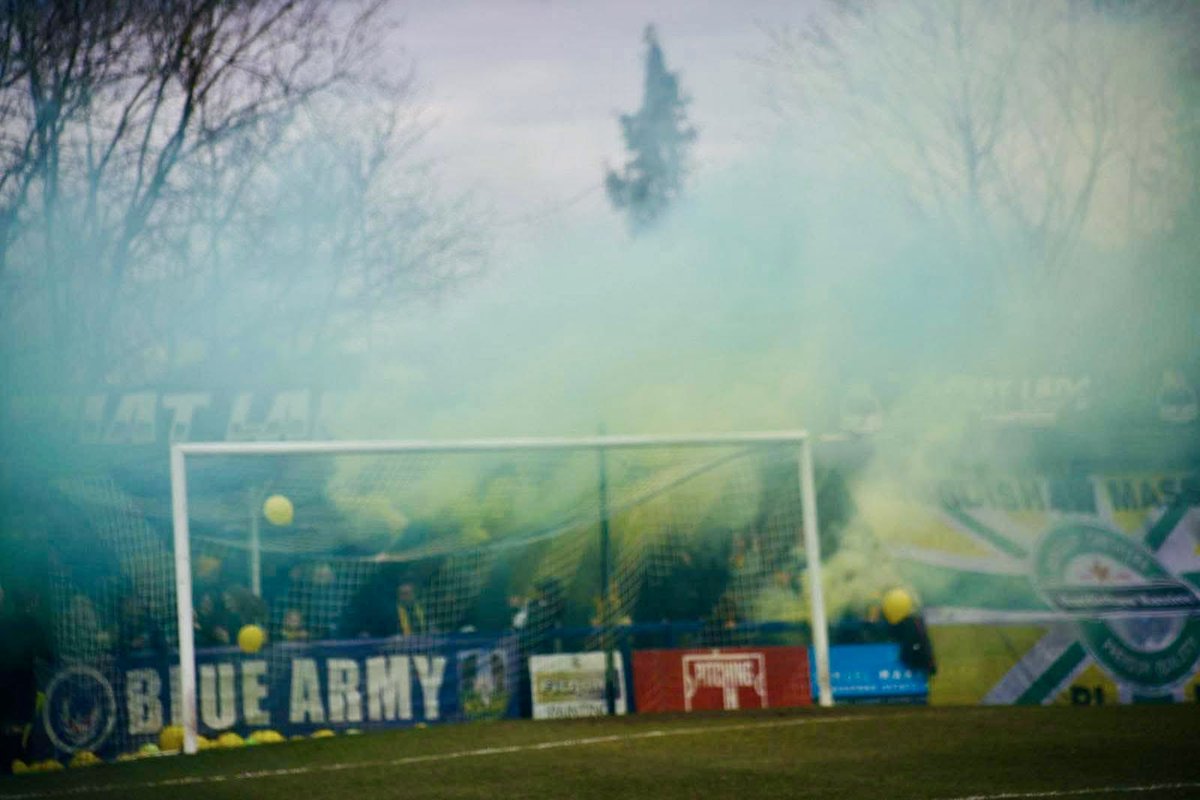 MurdishawM's tweet photo. Good times before the fun amnesty and subsequent handover to the dog walkers, counties historians and pretend directors…
It was memorable 🧨⚽️ #flagdays
MM🥷 https://t.co/XZD9vmRbTB