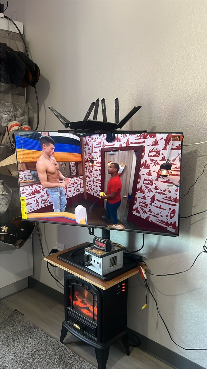 Johnny Bravo tweet media