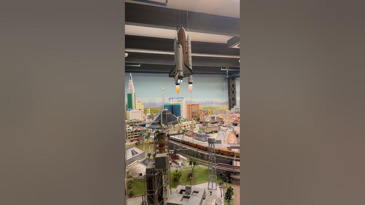 iSlaymassive tweet media