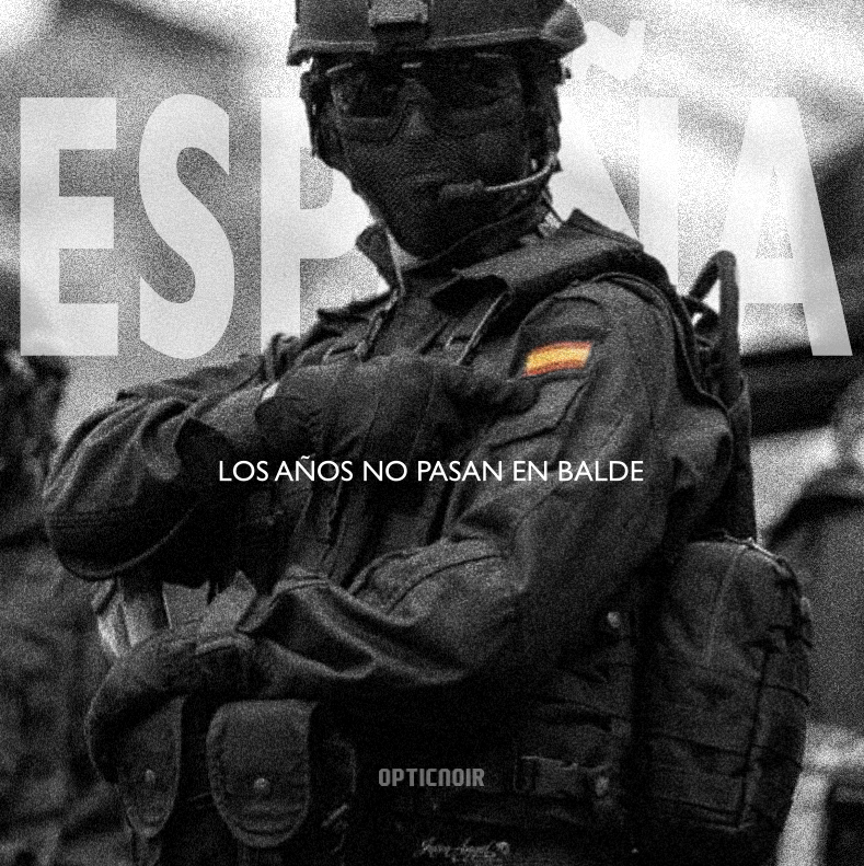 OpticNoir tweet media